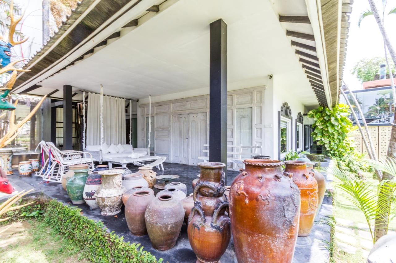 Morabito Art Resort Legian Exterior foto